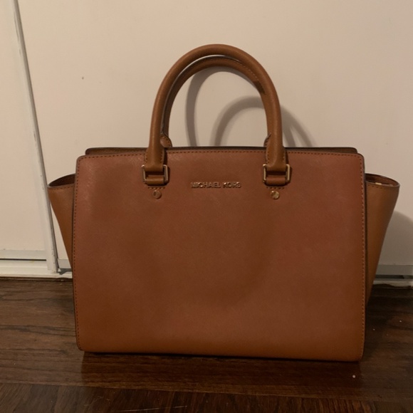 Michael Kors Satchel - Picture 2 of 4